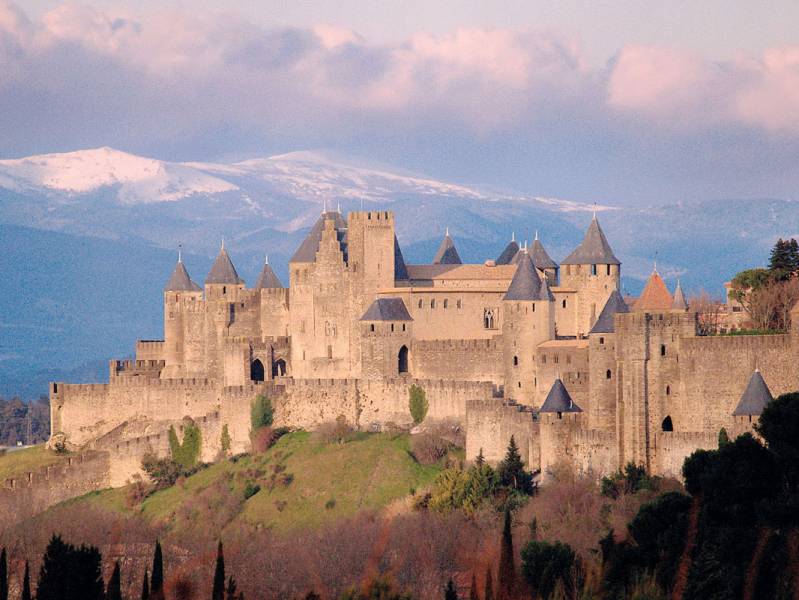 One week : Head to the medieval city : A canal boat to Carcassonne - à partir de  euros